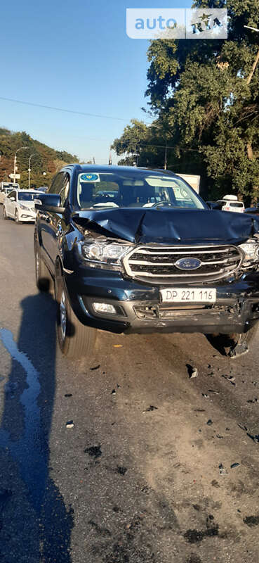 Позашляховик / Кросовер Ford Everest 2020 в 