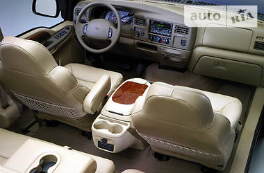 Внедорожник / Кроссовер Ford Excursion 2005 в 