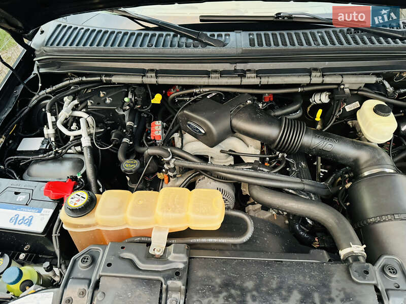 Внедорожник / Кроссовер Ford Excursion 2005 в Киеве
