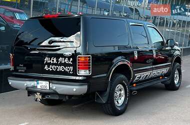 Позашляховик / Кросовер Ford Excursion 2005 в 
