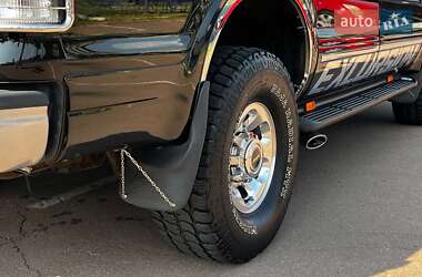 Позашляховик / Кросовер Ford Excursion 2005 в 