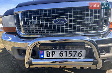 Внедорожник / Кроссовер Ford Excursion 2001 в 