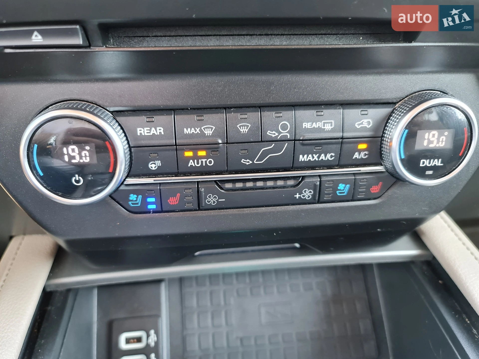 2018 Ford Expedition - мініатюра 21