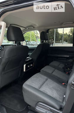 Внедорожник / Кроссовер Ford Expedition 2022 в 