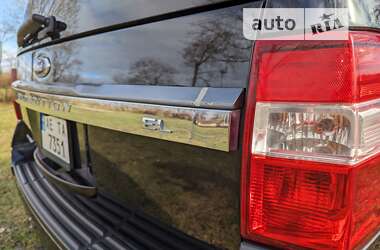 Внедорожник / Кроссовер Ford Expedition 2015 в 