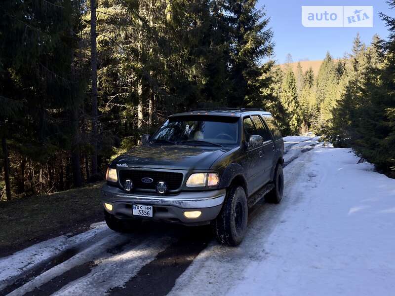 Ford Expedition 2000