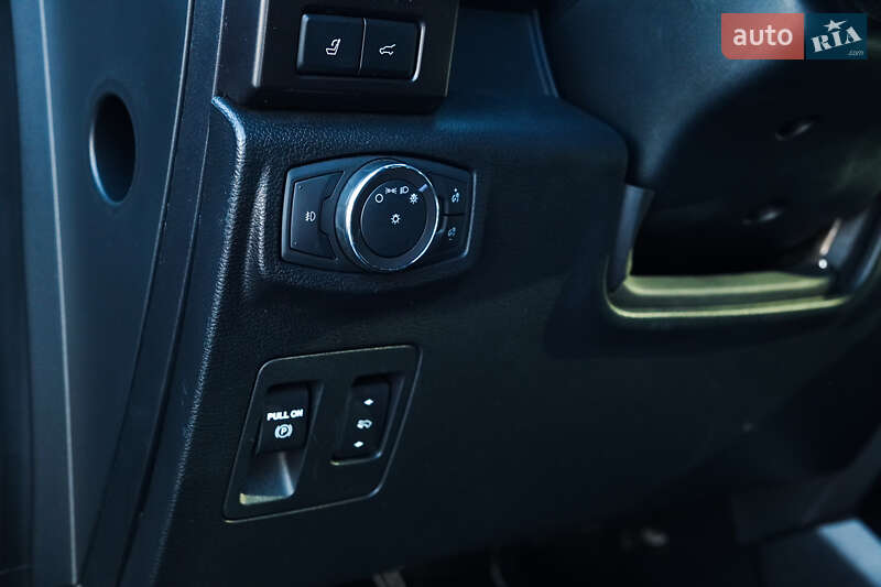 Внедорожник / Кроссовер Ford Expedition 2019 в Киеве