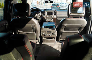 Внедорожник / Кроссовер Ford Expedition 2019 в 