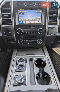 Позашляховик / Кросовер Ford Expedition 2019 в 