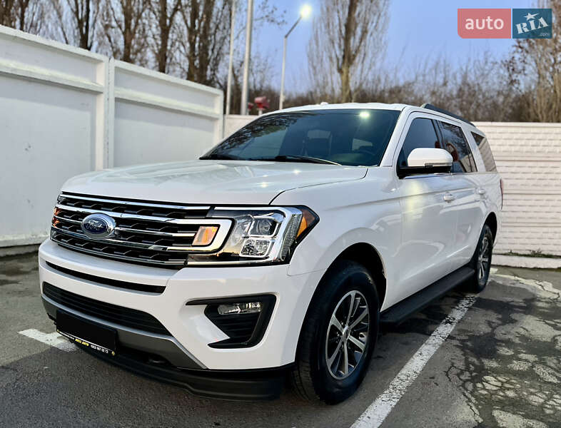Позашляховик / Кросовер Ford Expedition 2019 в 