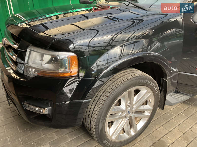 Внедорожник / Кроссовер Ford Expedition 2015 в 