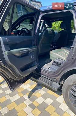 Внедорожник / Кроссовер Ford Expedition 2022 в 