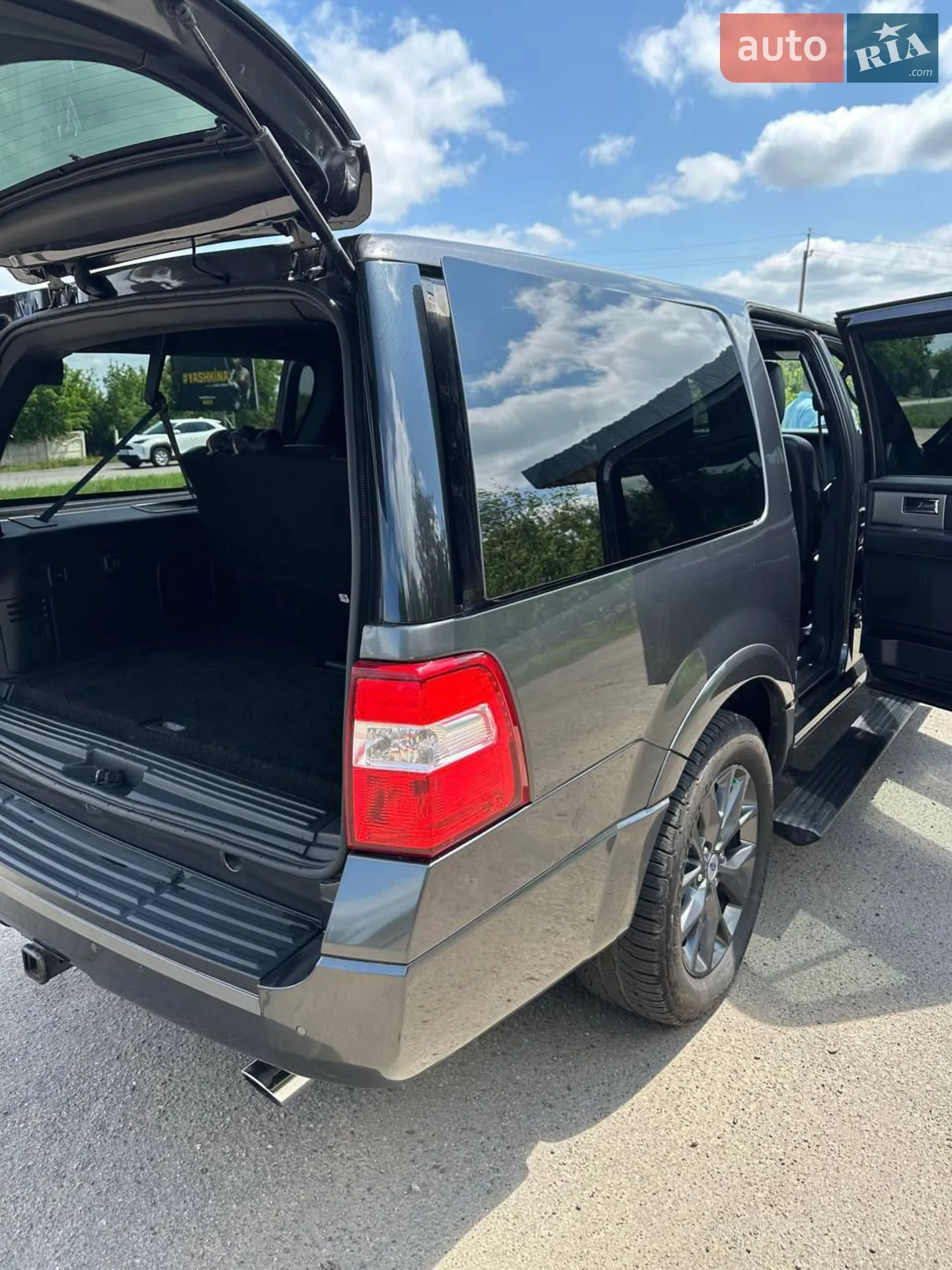 2017 Ford Expedition - мініатюра 24