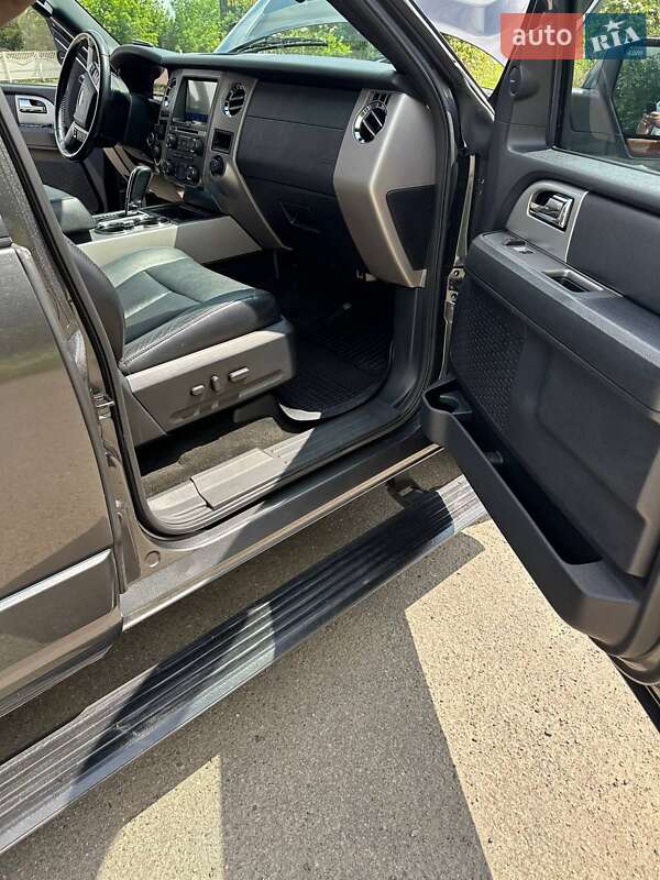 Внедорожник / Кроссовер Ford Expedition 2017 в Первомайске фото 29 Внедорожник / Кроссовер Ford Expedition 2017 в Первомайске