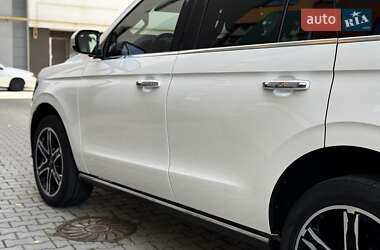 Внедорожник / Кроссовер Ford Expedition 2021 в 