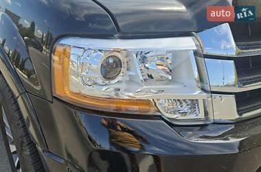 Позашляховик / Кросовер Ford Expedition 2016 в 