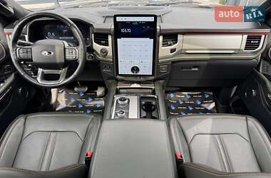 Позашляховик / Кросовер Ford Expedition 2022 в 