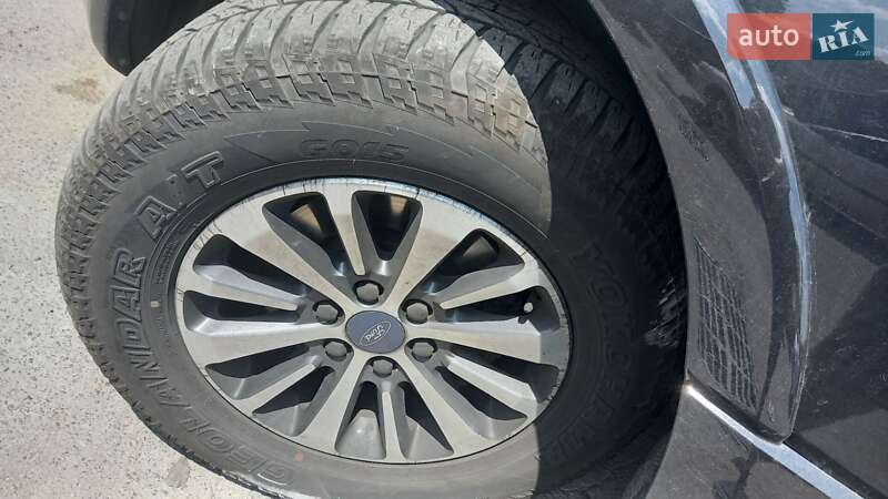 Внедорожник / Кроссовер Ford Expedition 2014 в Киеве