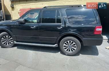 Внедорожник / Кроссовер Ford Expedition 2014 в 