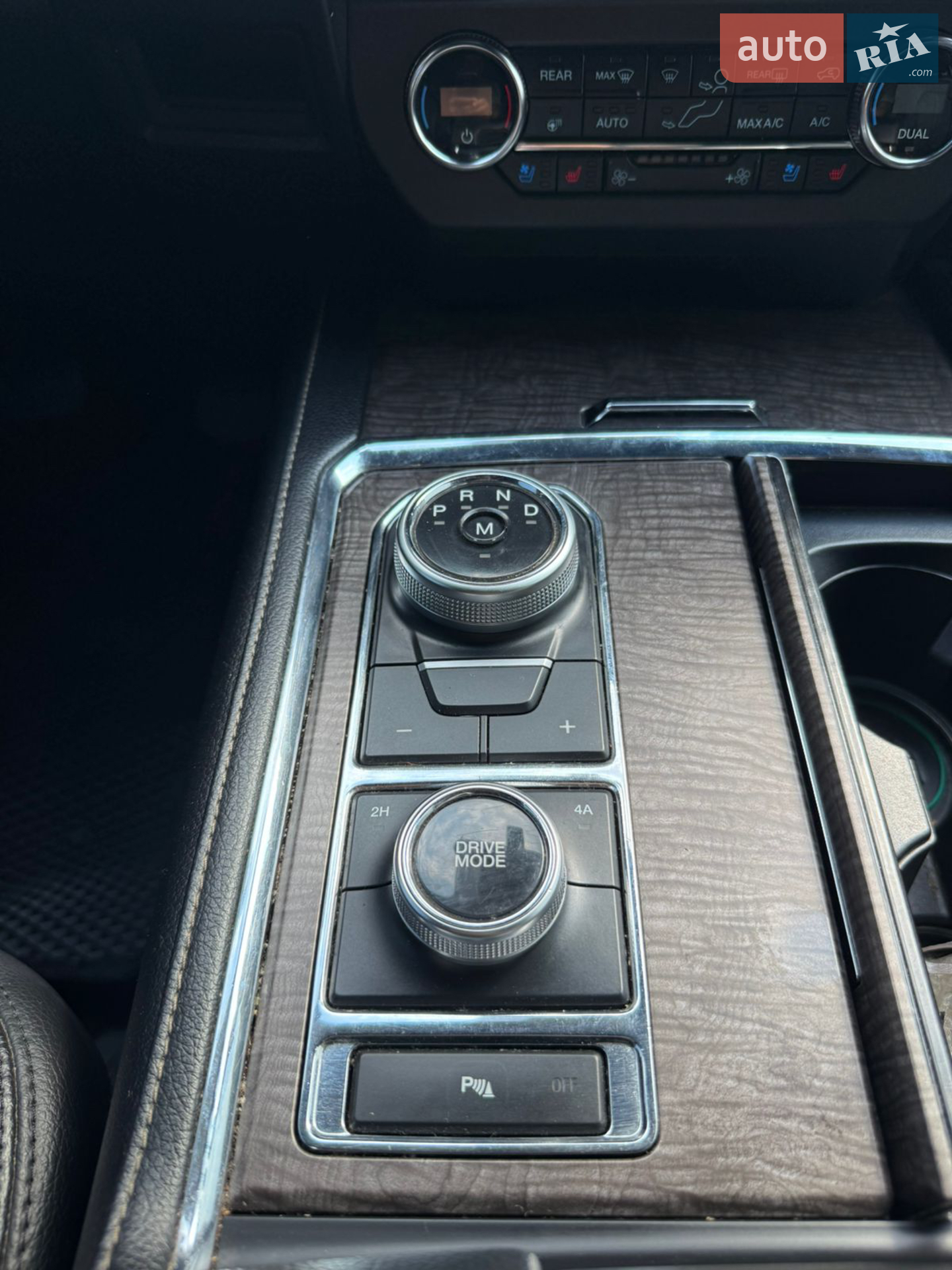 2019 Ford Expedition - мініатюра 28