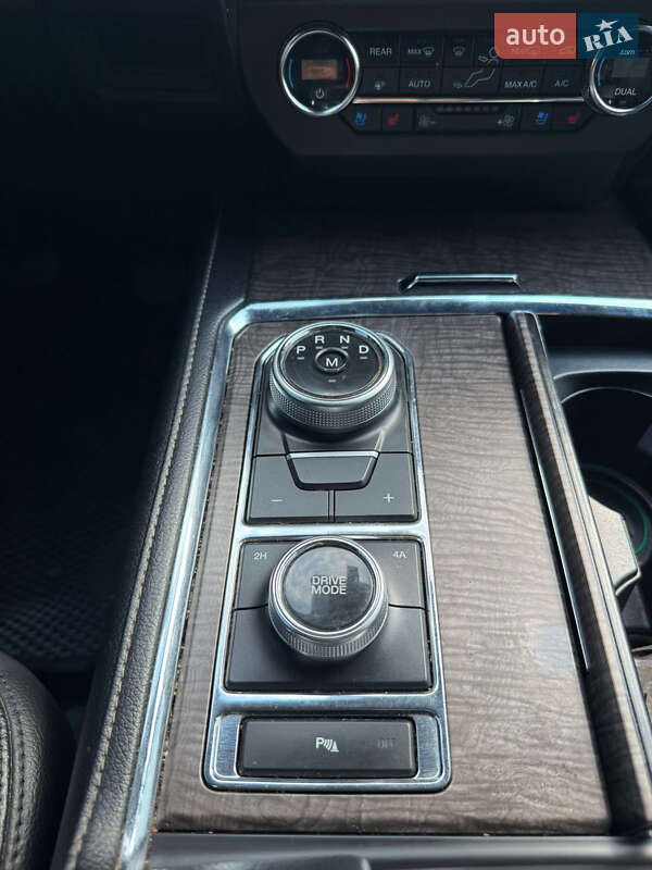 Внедорожник / Кроссовер Ford Expedition 2019 в Хмельницком