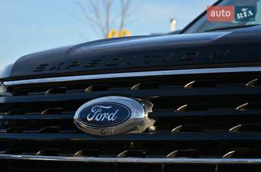 Внедорожник / Кроссовер Ford Expedition 2020 в 