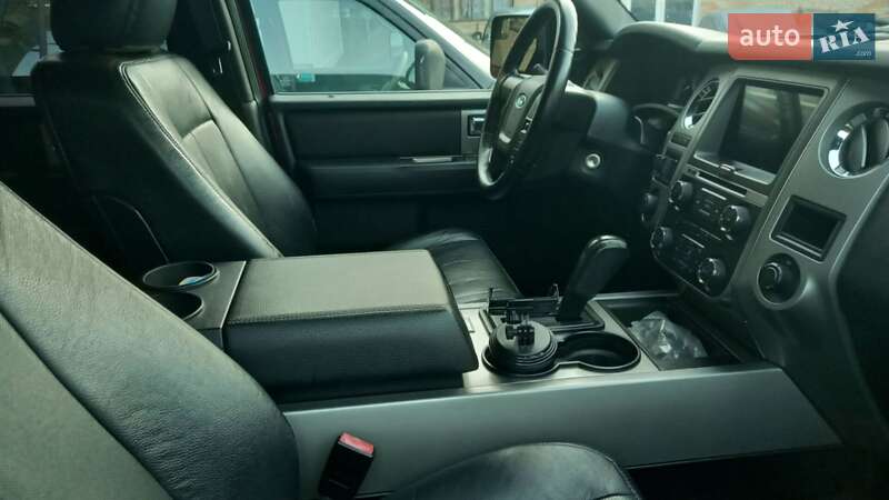 Позашляховик / Кросовер Ford Expedition 2016 в Києві фото 100 Позашляховик / Кросовер Ford Expedition 2016 в Києві