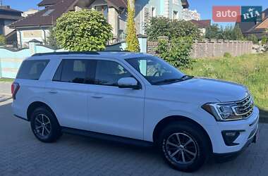 Позашляховик / Кросовер Ford Expedition 2019 в 