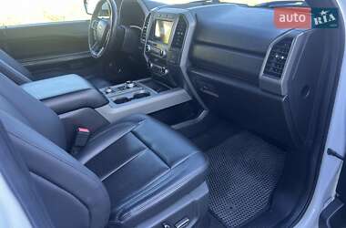Позашляховик / Кросовер Ford Expedition 2019 в 