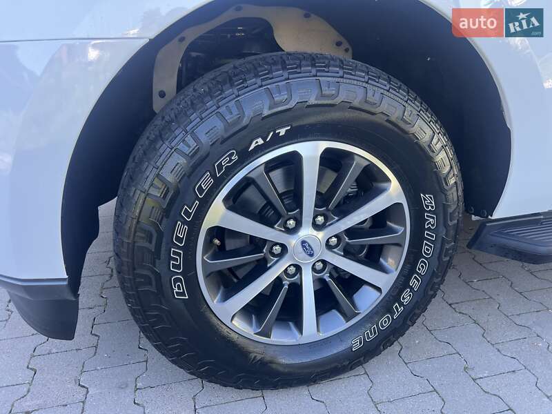 Внедорожник / Кроссовер Ford Expedition 2019 в Ровно