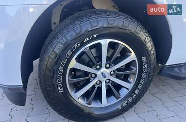Позашляховик / Кросовер Ford Expedition 2019 в 