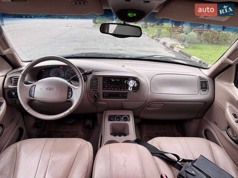 Внедорожник / Кроссовер Ford Expedition 2000 в Виноградове