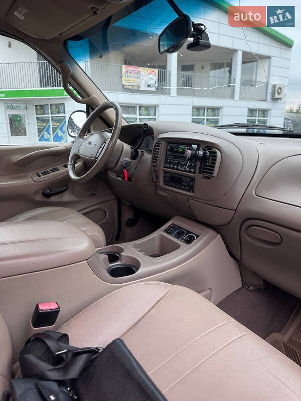 Внедорожник / Кроссовер Ford Expedition 2000 в Виноградове