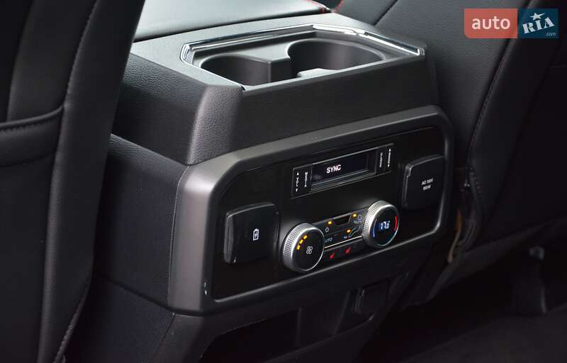 Внедорожник / Кроссовер Ford Expedition 2020 в Киеве