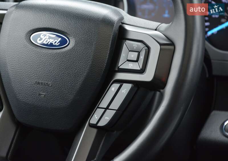 Внедорожник / Кроссовер Ford Expedition 2020 в Киеве