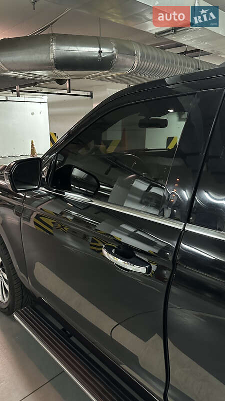 Позашляховик / Кросовер Ford Expedition 2018 в Дніпрі