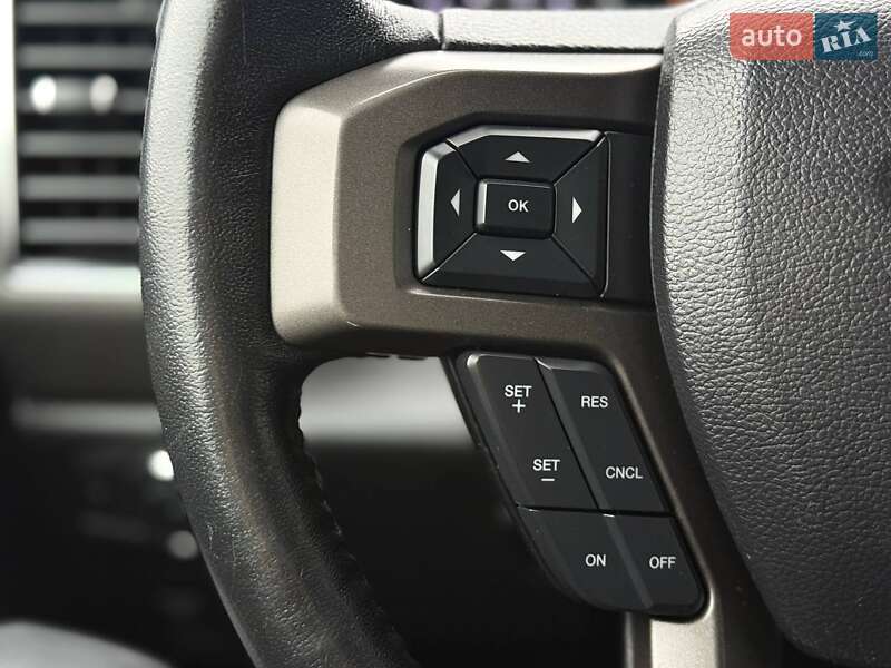 Позашляховик / Кросовер Ford Expedition 2019 в Рівному