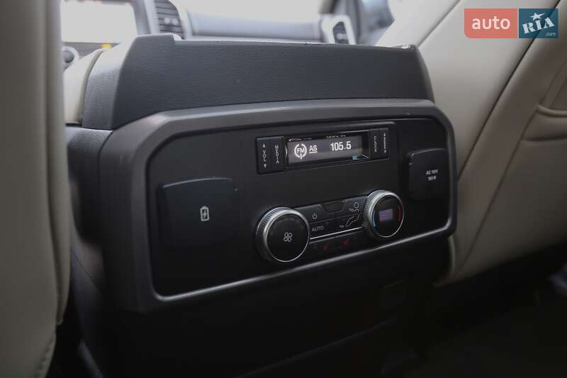 Внедорожник / Кроссовер Ford Expedition 2018 в Киеве