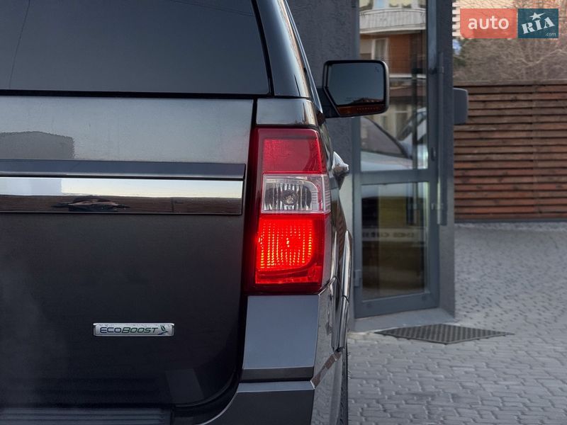 Позашляховик / Кросовер Ford Expedition 2017 в Одесі