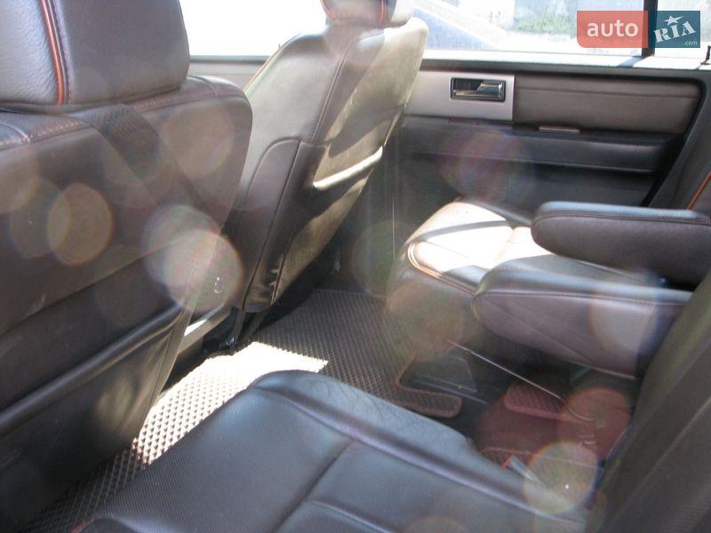 Внедорожник / Кроссовер Ford Expedition 2016 в Днепре