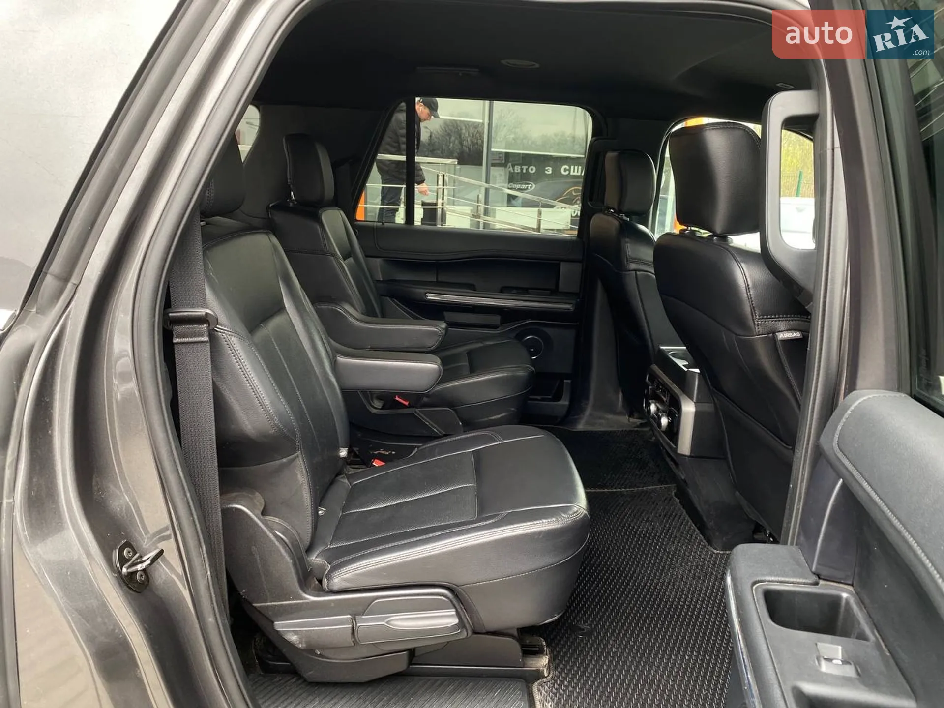 2020 Ford Expedition - мініатюра 23