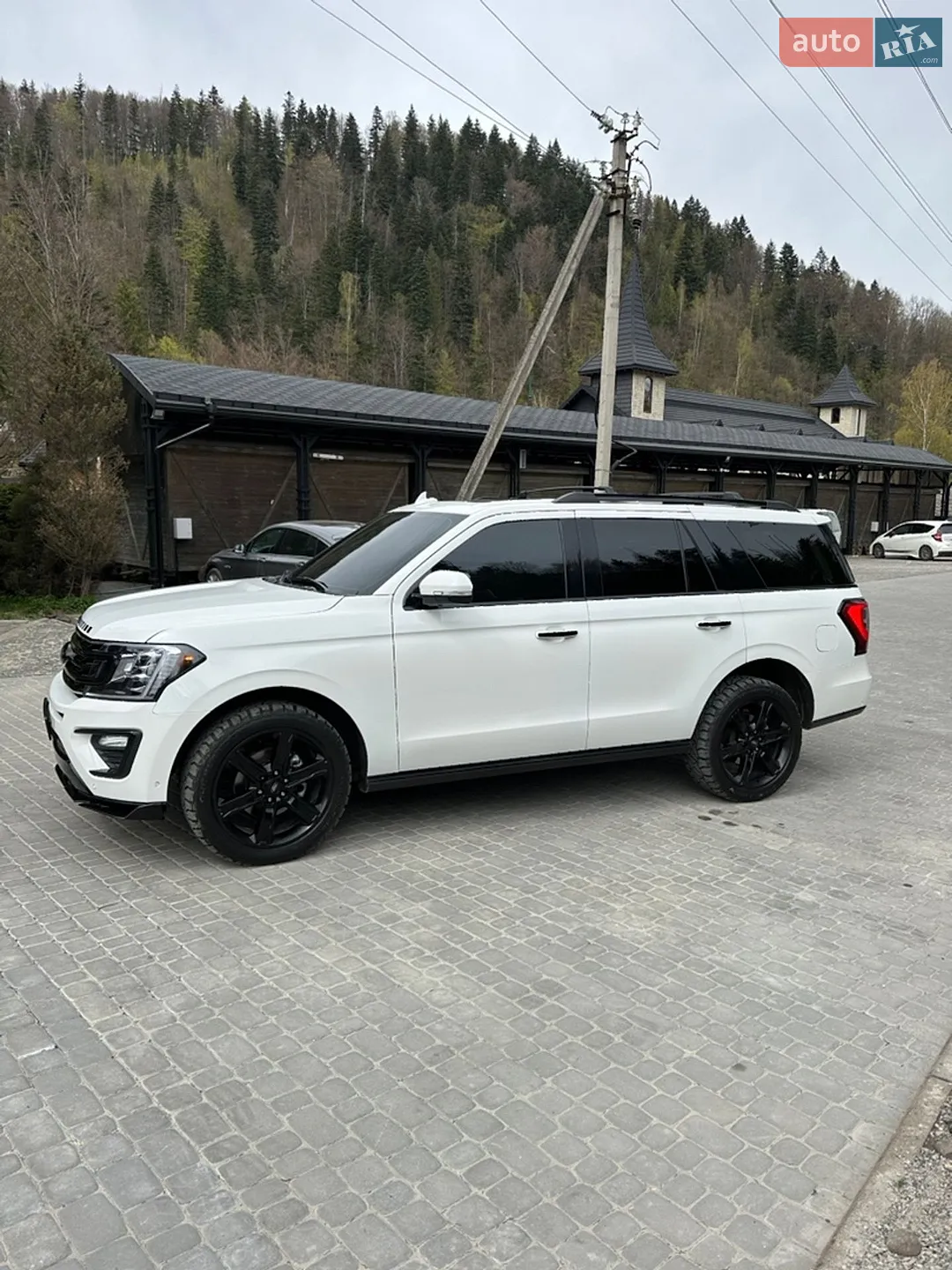 2021 Ford Expedition - мініатюра 3