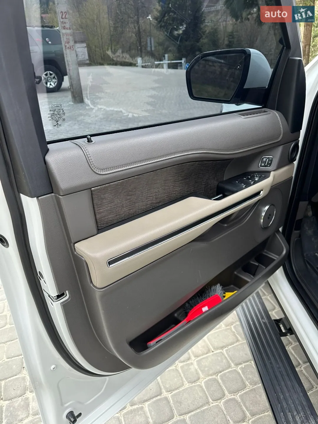 2021 Ford Expedition - мініатюра 17