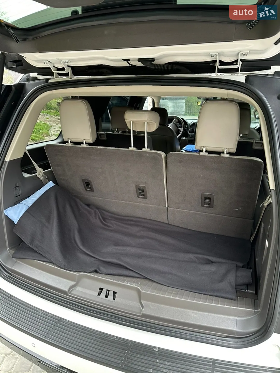 2021 Ford Expedition - мініатюра 19