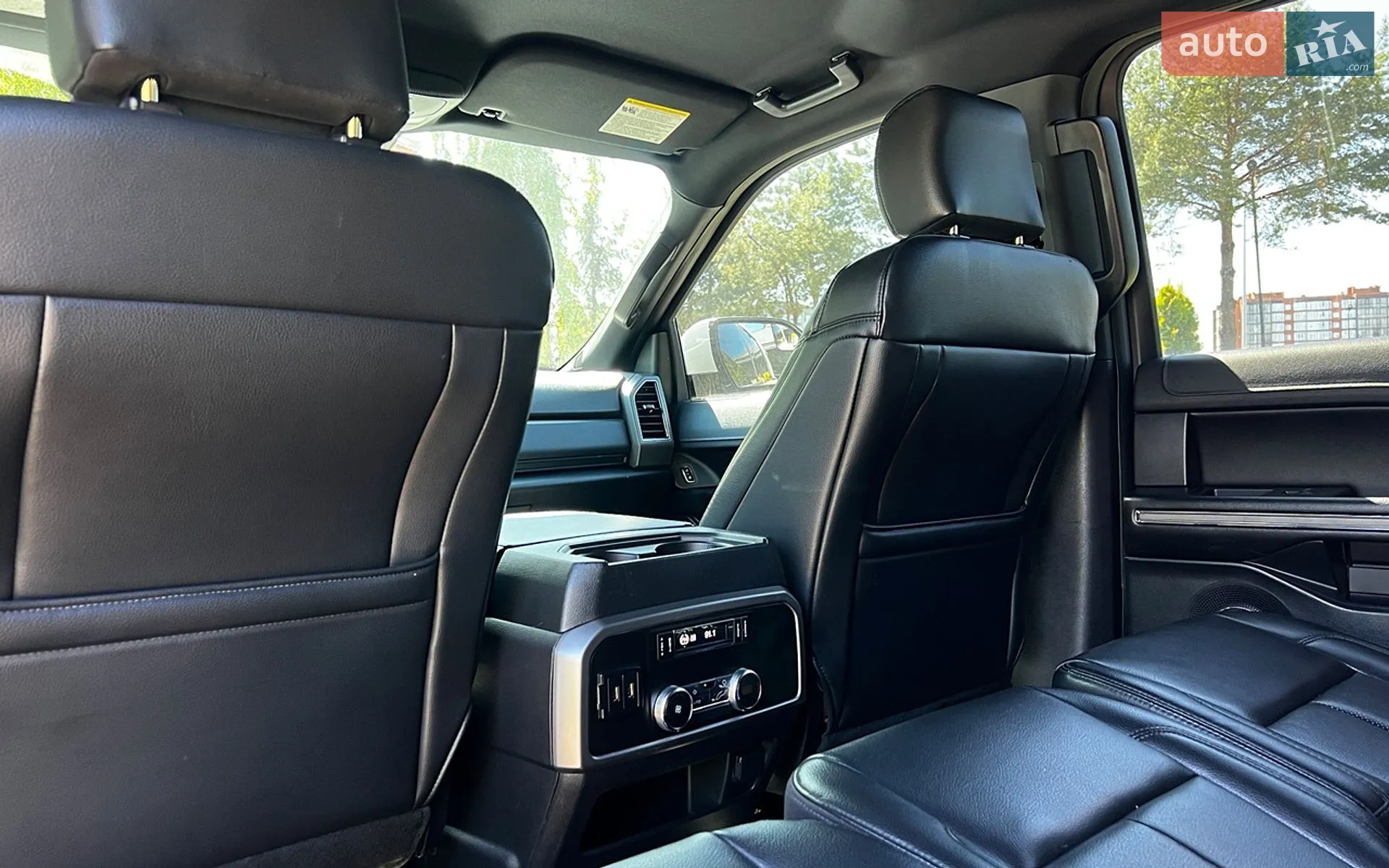 2019 Ford Expedition - мініатюра 26
