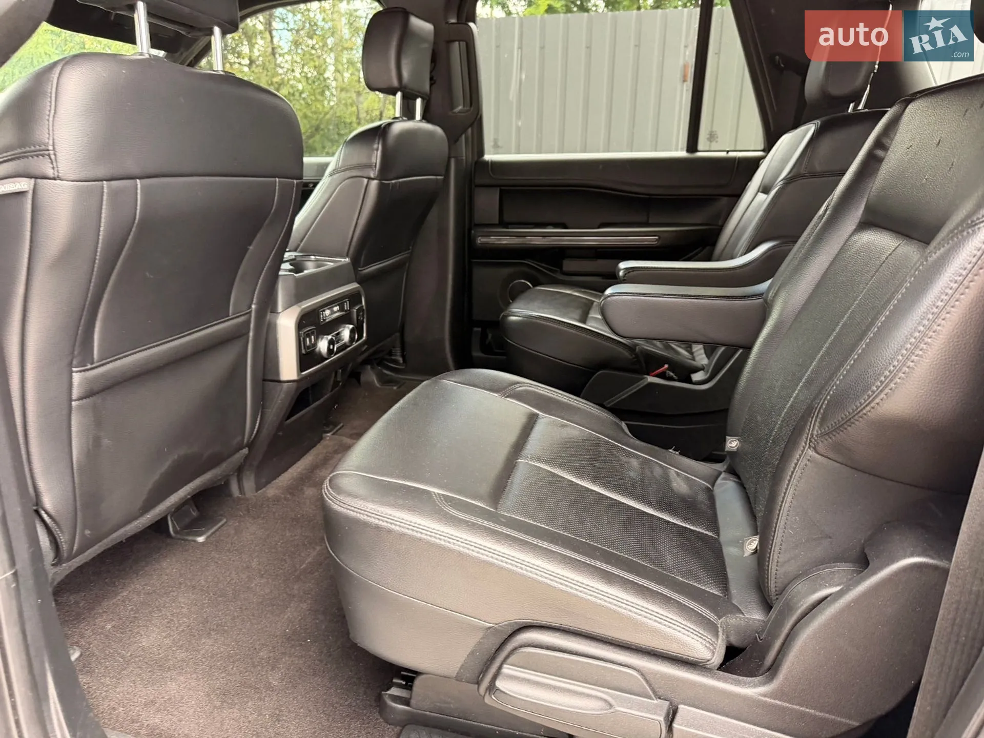 2020 Ford Expedition - мініатюра 31