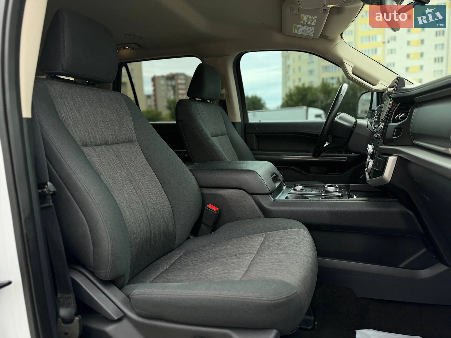 2023 Ford Expedition - мініатюра 47