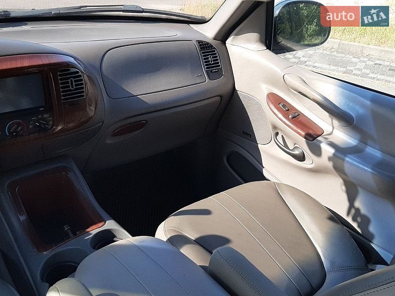 Внедорожник / Кроссовер Ford Expedition 1997 в Днепре