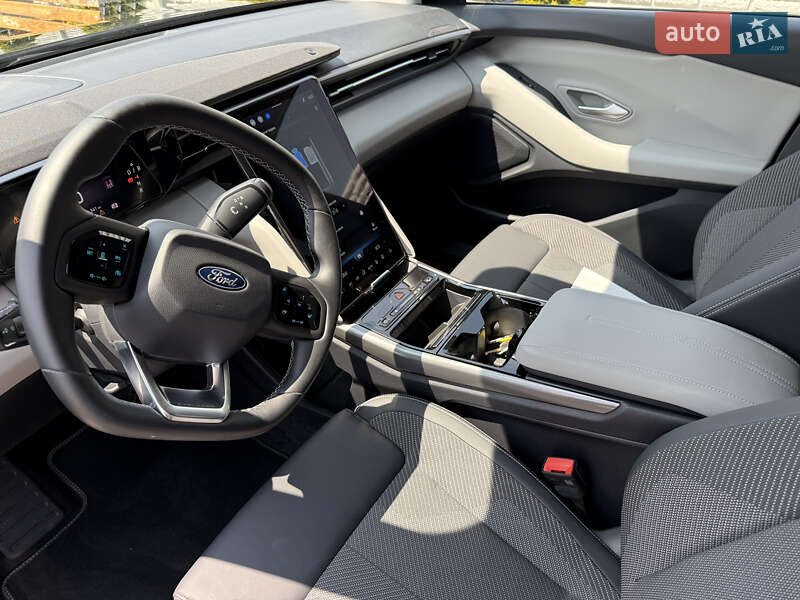 Позашляховик / Кросовер Ford Explorer EV 2024 в Дніпрі