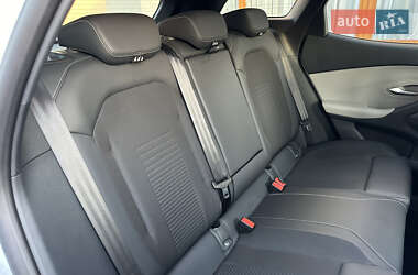 Внедорожник / Кроссовер Ford Explorer EV 2024 в 